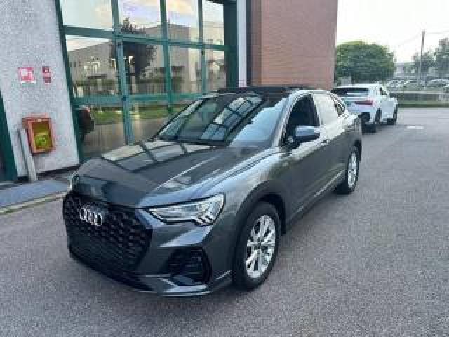 Audi Q3 Sportback 1.5 Tfsi S Tronic 35 S Line Black Ed. 