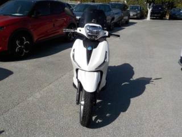 Piaggio Beverly 300 I.e. - Anno 2024 