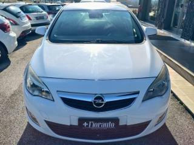 Opel Astra 1.4 100cv 5 Porte Cosmo 
