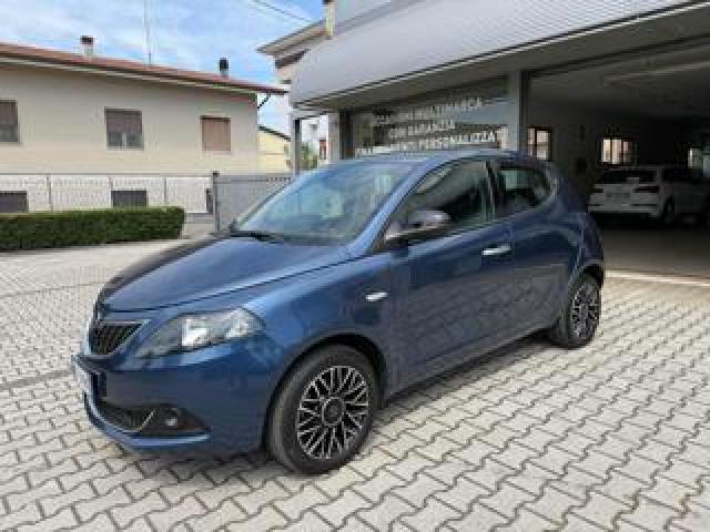 Lancia Ypsilon 1.2 69 Cv 5 Porte Gpl Ecochic 