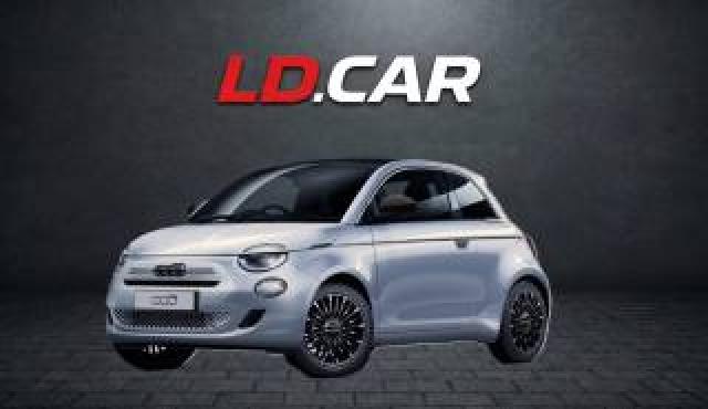 Fiat 500 Berlina Hybrid La Prima 