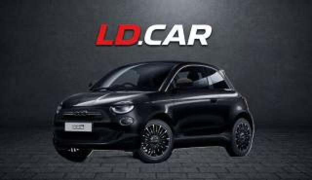 Fiat 500 Berlina Hybrid La Prima 