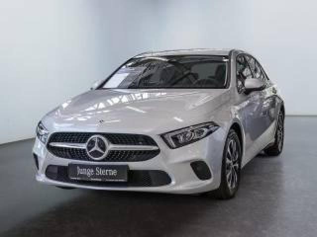 Mercedes Benz A 180 D Sport - Led Camera Lane Park Pilot 
