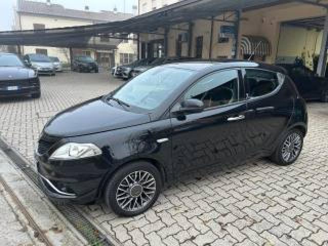 Lancia Ypsilon 1.2 69 Cv 5 Porte Platinum 