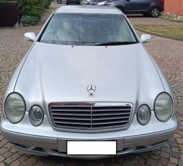 Mercedes Benz