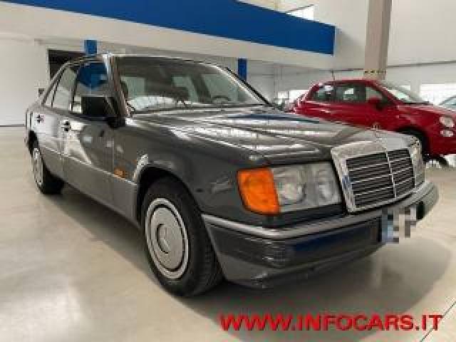 Mercedes Benz 200 E Cat W 124 Fascionata Da Collezione  