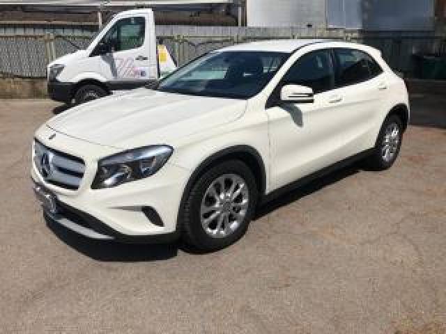 Mercedes Benz Gla 180 D Executive 