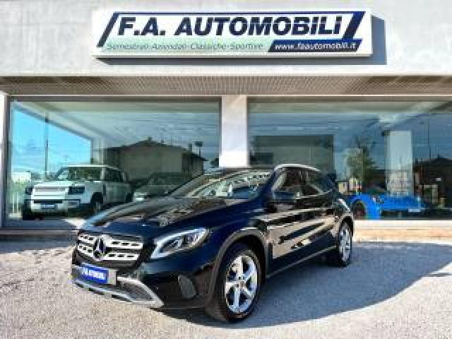 Mercedes Benz Gla 200 D Automatic Sport 