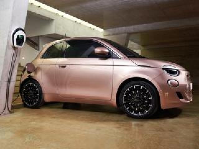 Fiat 500e 3+1 42 Kwh Icon 
