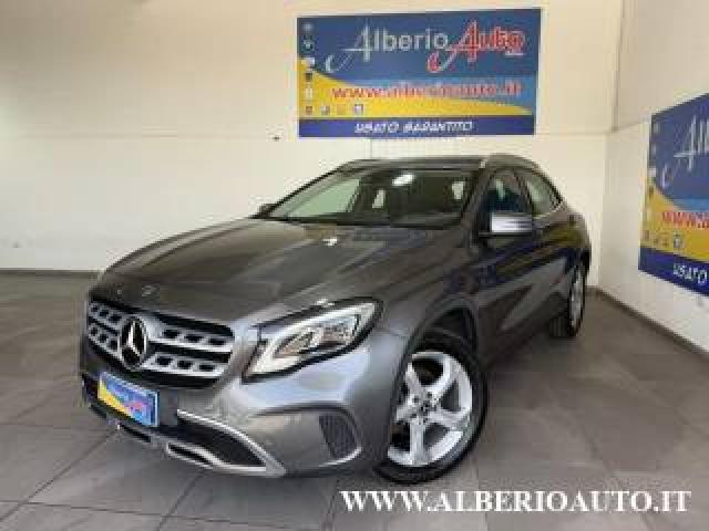 Mercedes Benz Gla 200 D Automatic Executive 
