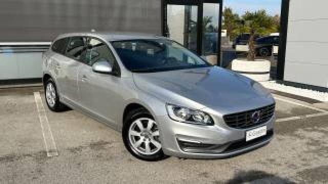 Volvo V60 D2 1.6 Kinetic 