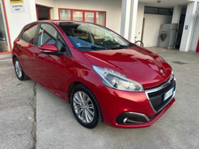 Peugeot 208 Puretech 82 5 Porte Allure 