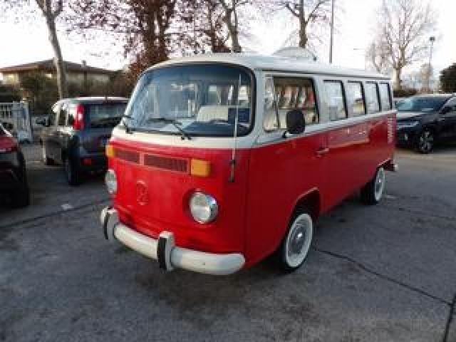 Volkswagen T2 Kombi Bus 9 Posti 