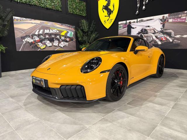 Porsche 992 