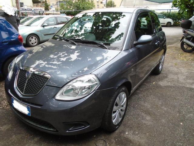 Lancia Ypsilon 