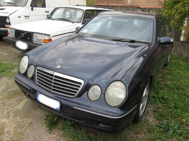 Mercedes Benz