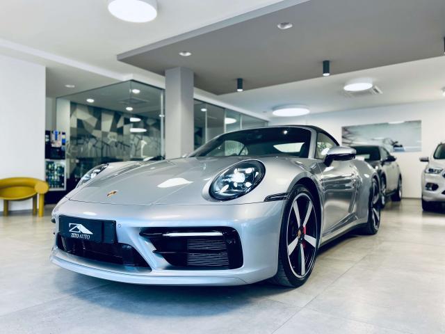 Porsche 992 