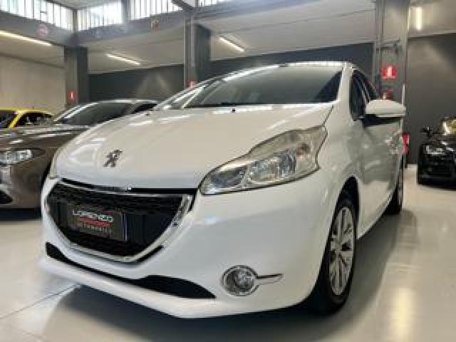 Peugeot 208 1.2 Vti 82 Cv 3 Porte Allure 