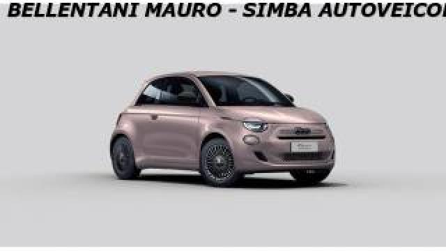 Fiat 500 Berlina Hybrid Icon 