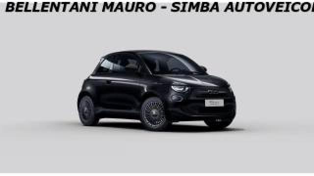 Fiat 500 Berlina Hybrid Icon 
