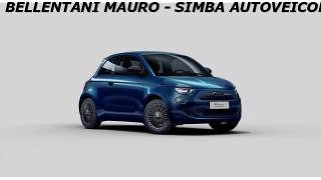 Fiat 500 Berlina Hybrid Icon 