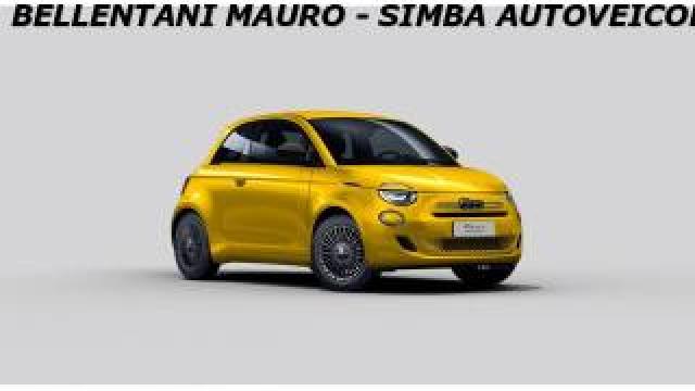 Fiat 500 Berlina Hybrid Icon 