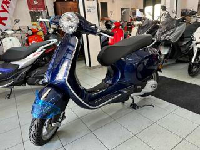 Piaggio Vespa 125 Primavera New 125  9 
