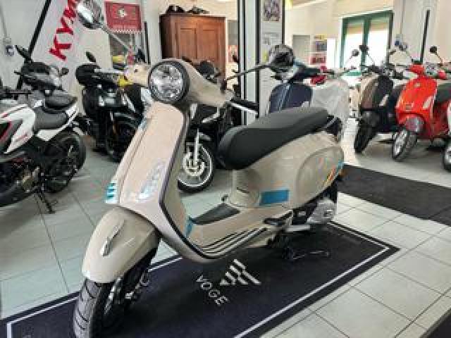 Piaggio Vespa 125 Primavera Versione S 10 