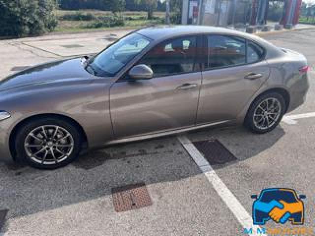 Alfa Romeo Giulia 2.2td 160cv Manuale 