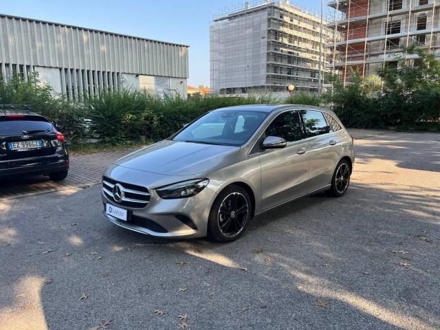 Mercedes Benz