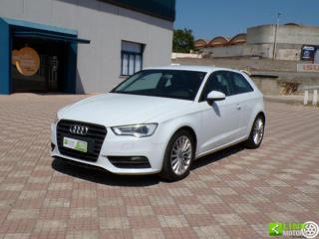 Audi A3 1.6 Tdi Young 