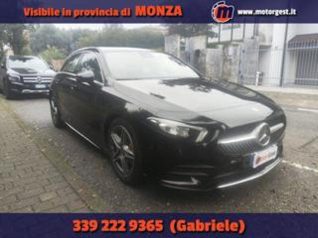 Mercedes Benz A 200 Premium 