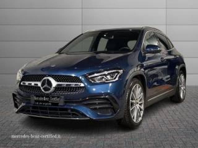 Mercedes Benz Gla 200 D Automatic 4matic Premium  