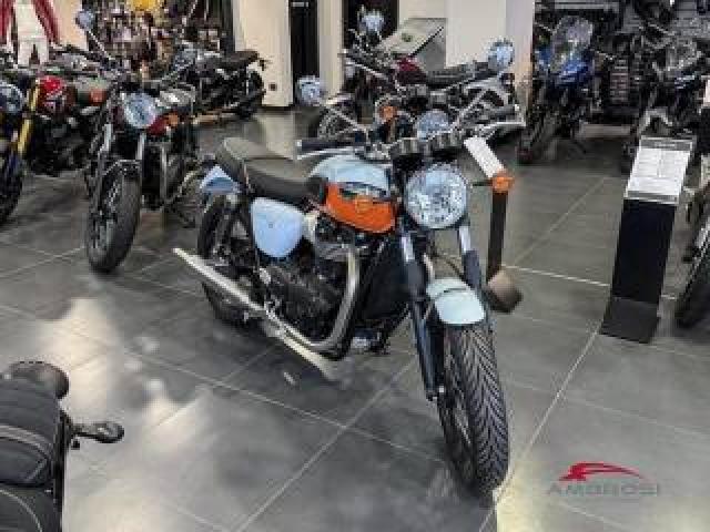 Triumph Bonneville T100 