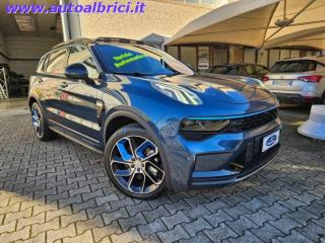 Lynk & Co 01 Phev 