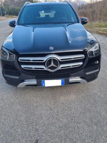 Mercedes Benz