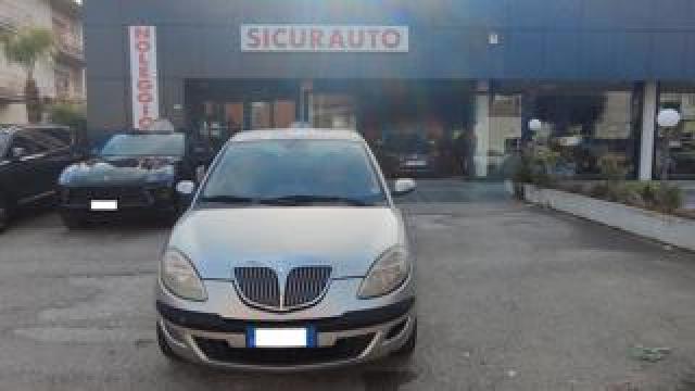 Lancia Ypsilon 1.2 16v Platino Neopatentati 