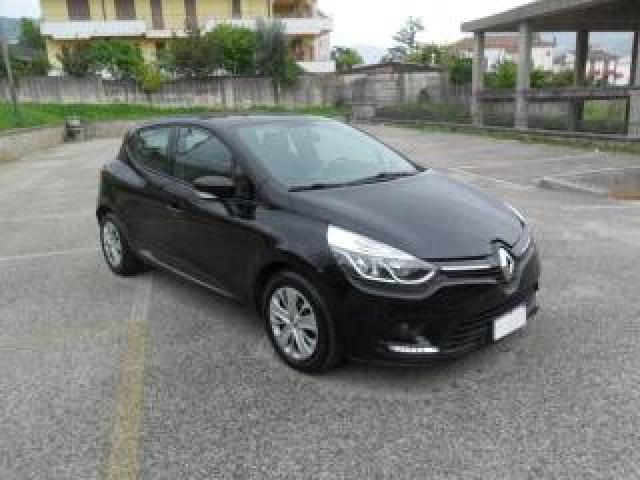 Renault Clio Dci 8v 90 Cv 5 Porte Moschino Zen 