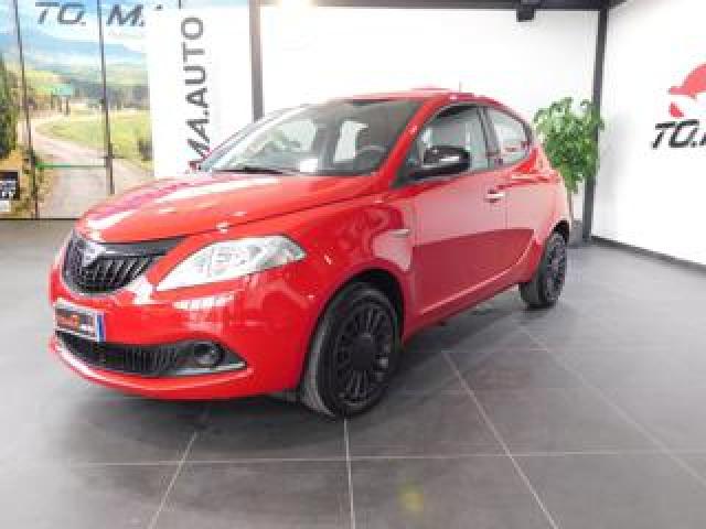 Lancia Ypsilon 1.0 Firefly 5 Porte S&s Hybrid Adatta A Neo Pat. 