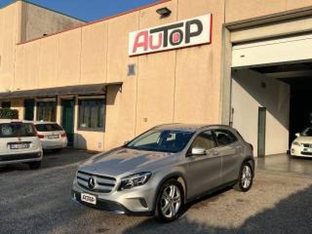 Mercedes Benz Gla 200 D Automatic Premium 