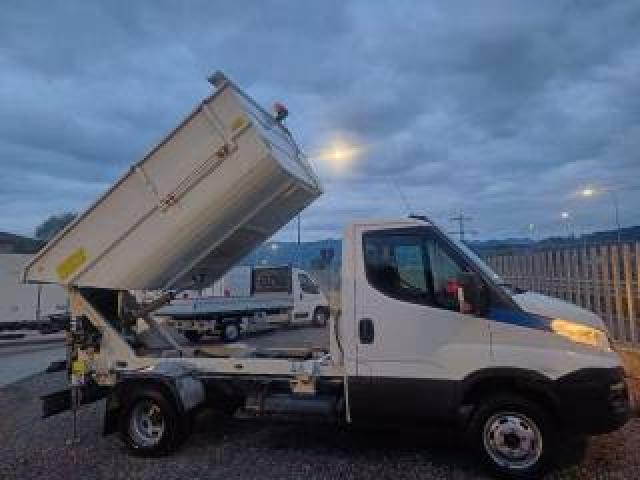 Iveco Daily 35 Con Ribaltabile 