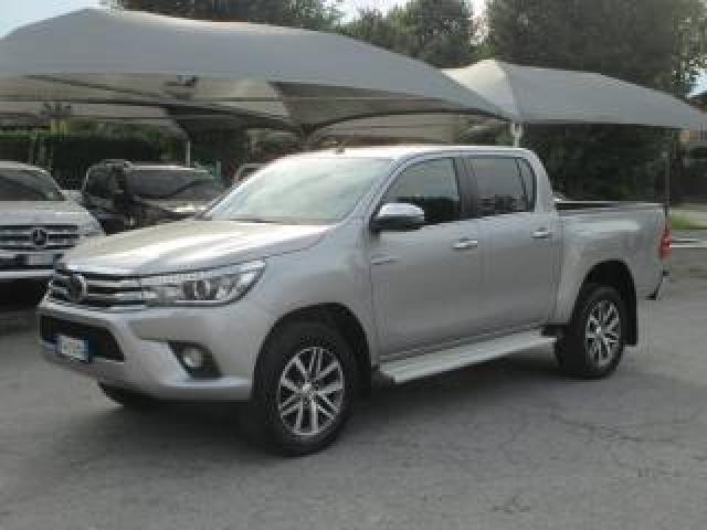 Toyota Hilux + Iva !!! 2.4 D-4d A/t 4wd D/c Executive 