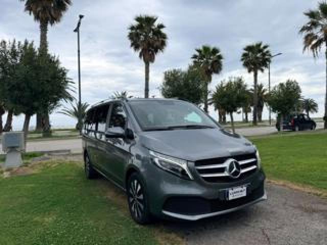 Mercedes Benz V 220 D Automatic 4matic Executive Long 