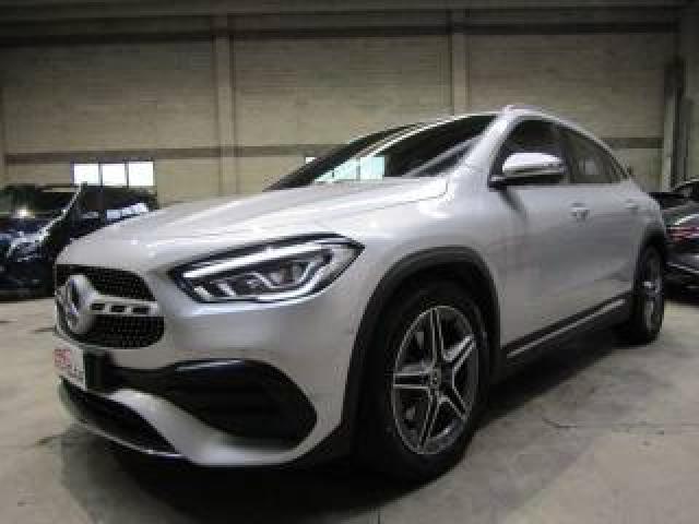 Mercedes Benz Gla 200 Gla 200 Automatic Premium Amg * 19.000 Km * 