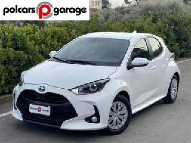 Toyota Yaris 1.5 Hybrid Active Fhev 