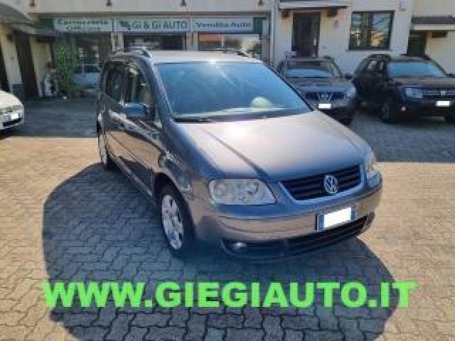 Volkswagen Touran 1.6 16v Fsi Highline 