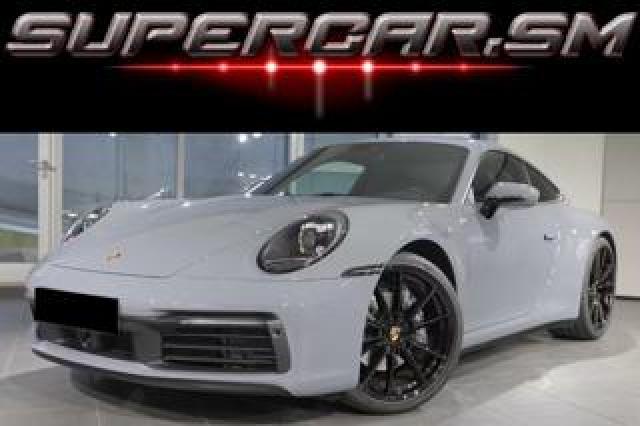 Porsche 911 992 Carrera 